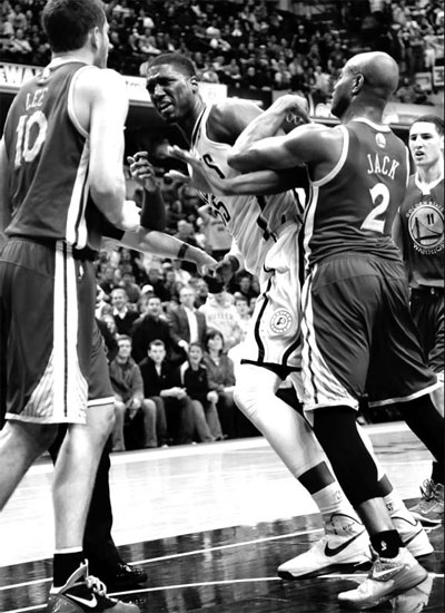 Pacers beat Warriors after ugly fourth-quarter scuffle