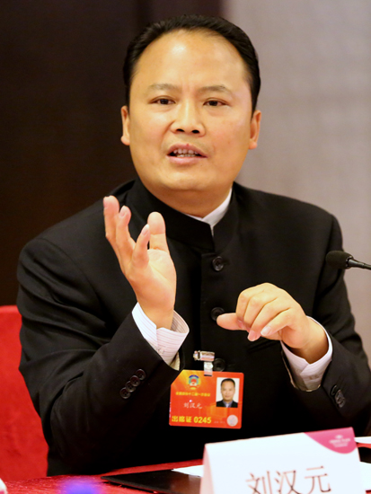 劉漢元委員呼吁:大力普及光伏發(fā)電 應(yīng)對全國性PM2.5污染