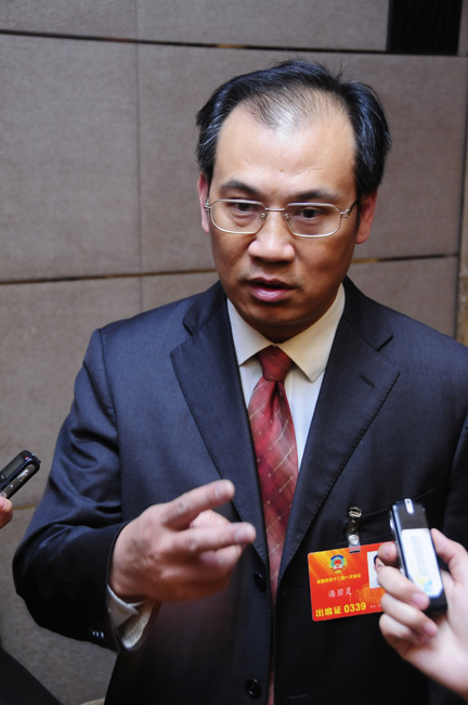 政協(xié)代表談環(huán)保:公民的基本環(huán)境權(quán)應(yīng)當(dāng)受到法律保護