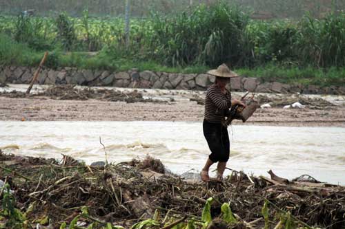 中國日?qǐng)?bào)獨(dú)家特稿:福建南平災(zāi)后重建任重道遠(yuǎn)