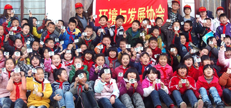 “世界水日”呼吁節(jié)約用水 大學生從自身做起