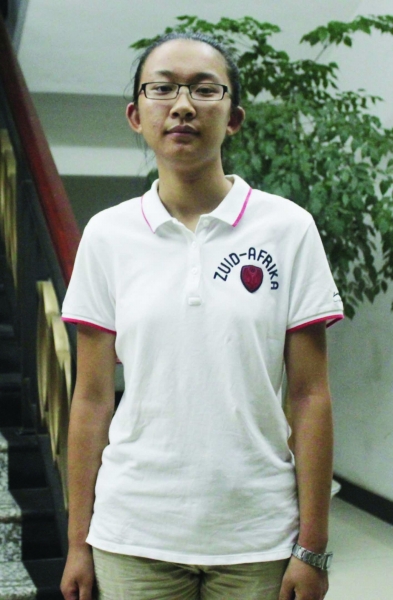 各地市高考狀元現(xiàn)身 江蘇文理考神都是常州女生