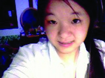 各地市高考狀元現(xiàn)身 江蘇文理考神都是常州女生