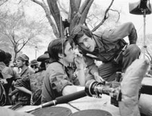 Kerry film not meant to combat attack ads-director