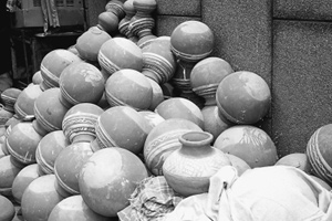 酷暑保持穿長(zhǎng)袖 印度民間消暑有奇招