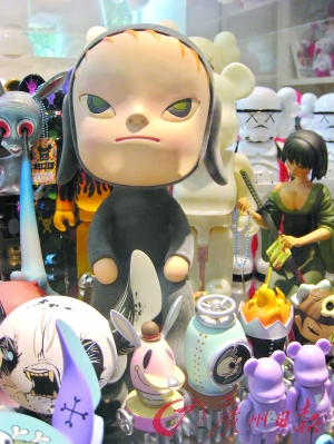 藝術(shù)玩具一件120萬?到底玩什么?