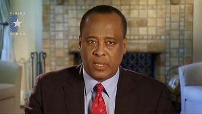 杰克遜私人醫(yī)生上傳視頻稱收到死亡威脅