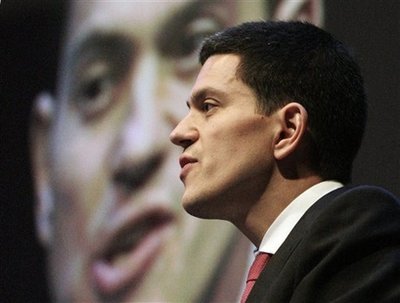 希拉里自曝被英國外相吸引:5秒鐘就迷上他(圖)