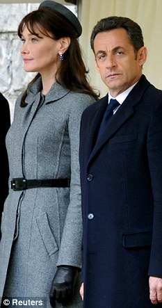 薩科齊連任夢受挫 布呂尼抱怨當夠總統(tǒng)夫人