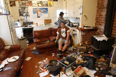 新西蘭6名大學生獲得全國最臟公寓獎(圖)