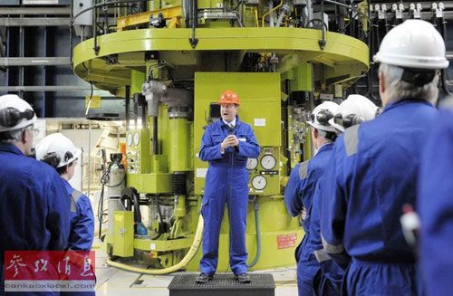 英媒:卡梅倫12月訪華或解凍中英關(guān)系