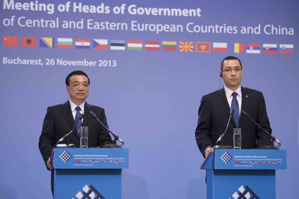 李克強“推銷”中國裝備 宣布合建匈塞鐵路