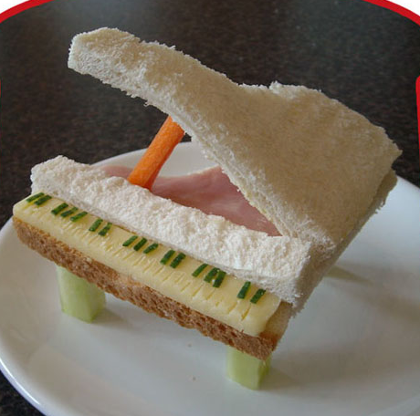 如何做飯孩子才愛吃?英一父親創(chuàng)異型三明治成名人