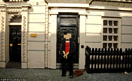 布朗首相,積木打造,惟妙惟肖……