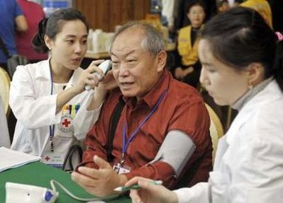 韓國離散家屬赴朝見親人 半世紀(jì)多相思得償激動(dòng)萬分