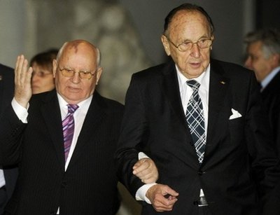 柏林墻倒塌20周年 多國政要參加紀念活動