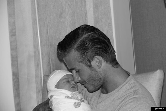 貝克漢姆愛女靚照Facebook首次亮相（圖）