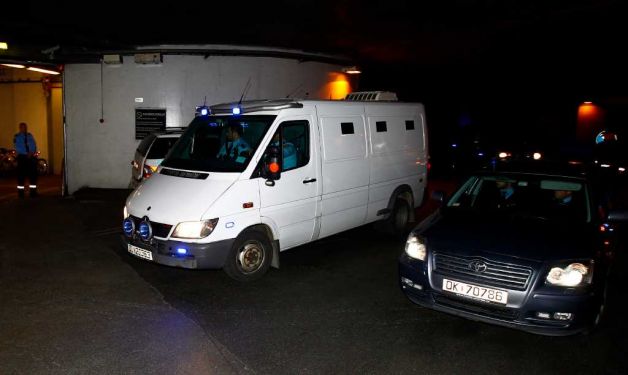 挪威爆炸和槍擊案聽證會首次公開 兇手試圖演講被法官掐斷