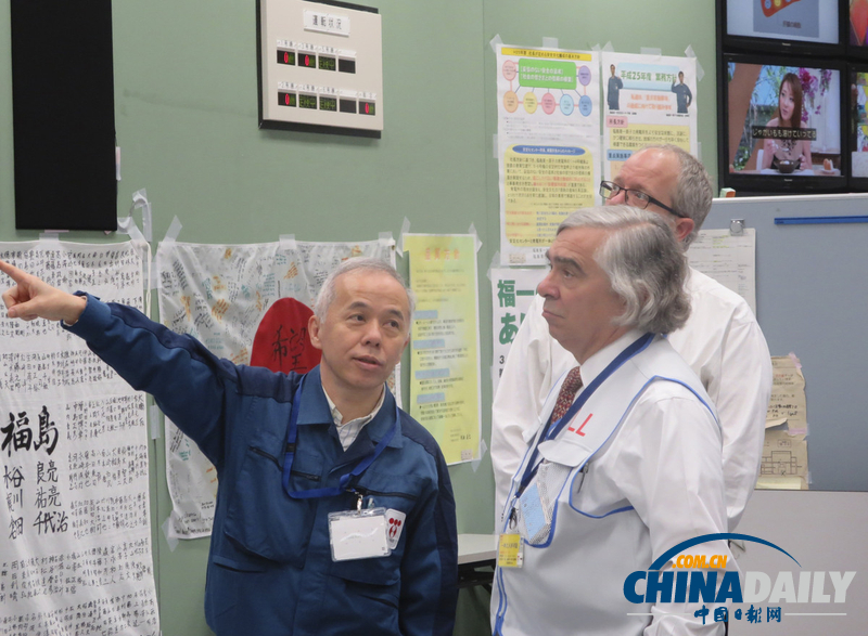 美能源部長“包裝到牙齒”視察日本福島核電站(組圖)