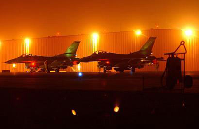 圖:英空軍少將讓屬下考慮自殺性攻擊遭罵 國(guó)防部打圓場(chǎng)