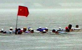 俄中傳統(tǒng)游泳友誼賽 見證兩國(guó)人民情誼