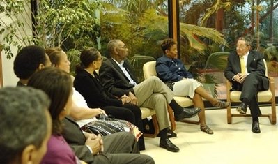 古巴領(lǐng)導(dǎo)人勞爾首次會晤美國議員 堅冰有望解凍