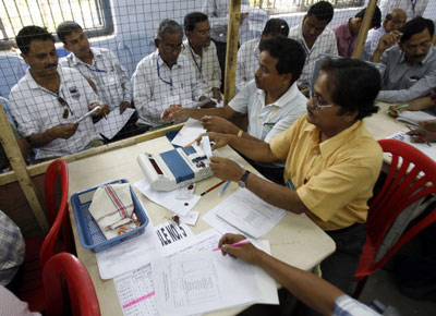 印度大選揭曉國大黨優(yōu)勢(shì)明顯 辛格將再度出任總理