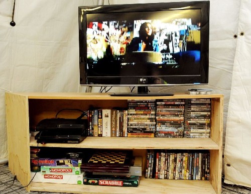 玩游戲、吃自助:哈里講述阿富汗戰(zhàn)場“愜意生活”