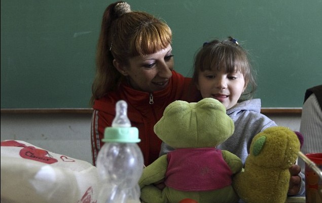 出生就陪母親坐牢 阿根廷監(jiān)獄無辜孩子境遇令人心酸