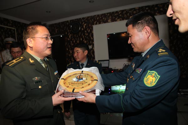 記者手記:難以忘卻的蛇年新春