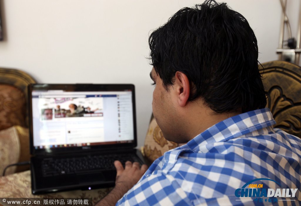 為報(bào)告臉譜網(wǎng)漏洞 巴勒斯坦技術(shù)宅男黑扎克伯格主頁(高清組圖)