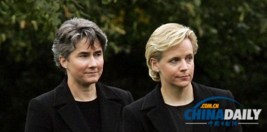 同性婚姻起爭(zhēng)端 切尼兩女唱對(duì)臺(tái)戲