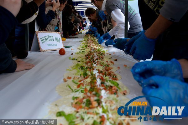 英餐館打造30多米國(guó)內(nèi)最長(zhǎng)墨西哥卷餅 為慈善募資