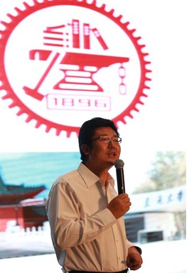 百度副總裁朱光走進上海交大：做到最好 不留遺憾