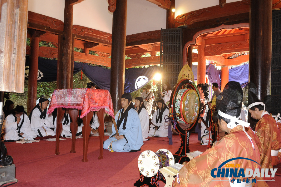 日本佐賀縣舉行秋季祭孔典禮(組圖)