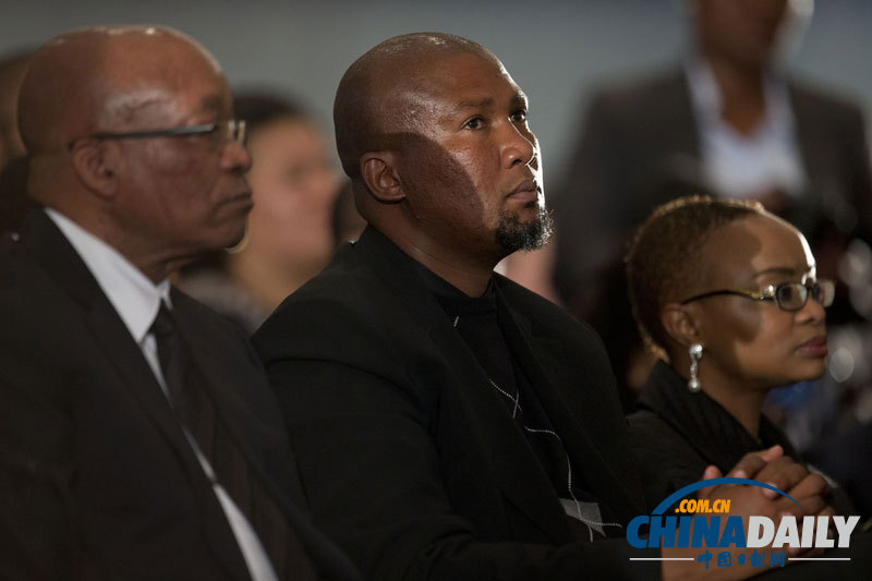 南非全國(guó)祈禱日 總統(tǒng)祖馬曼德拉家人出席悼念活動(dòng)