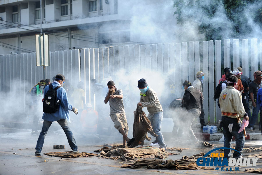 組圖:泰國(guó)大選抽簽在示威中完成 30個(gè)參選政黨到場(chǎng)