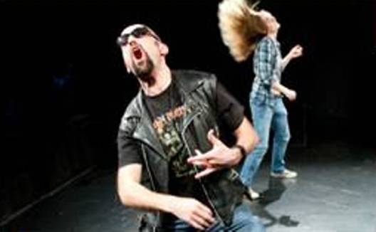 來(lái)自愛(ài)丁堡藝穗節(jié)的精選劇目—《屋中怪獸》