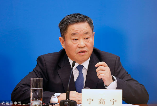 聚焦兩會(huì)：馬化騰、雷軍等企業(yè)大佬都說了啥?