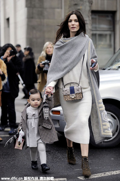 兒童節(jié)看萌娃美媽快樂出行(組圖)