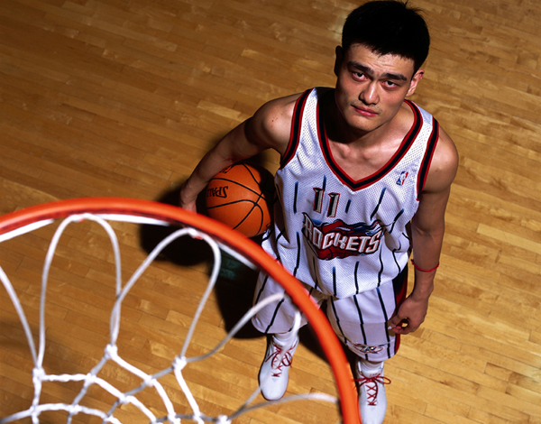姚明被提名NBA名人堂：很震驚，很緊張