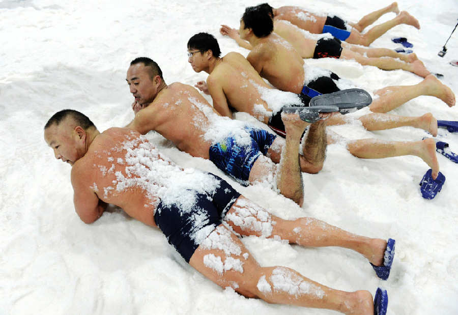 中國日?qǐng)?bào)聚焦各地寒潮來襲