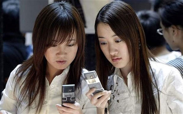 為什么中國女性如此熱愛自拍修圖？