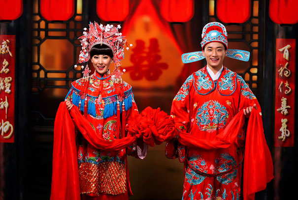 世界各地的傳統(tǒng)結(jié)婚服飾長啥樣？（組圖）