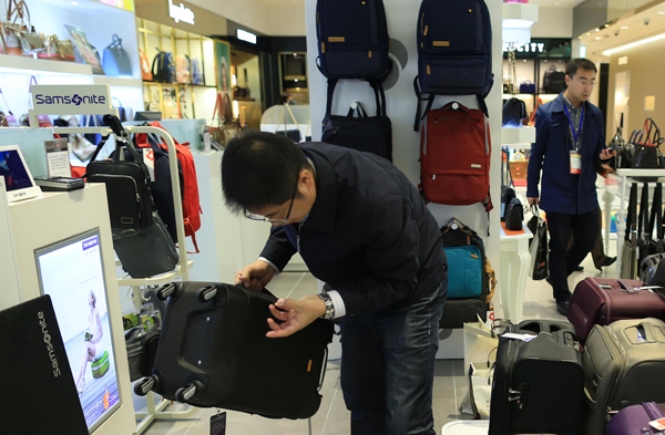國人境外昵稱：北京鎊、中國購物狂，行走的錢包