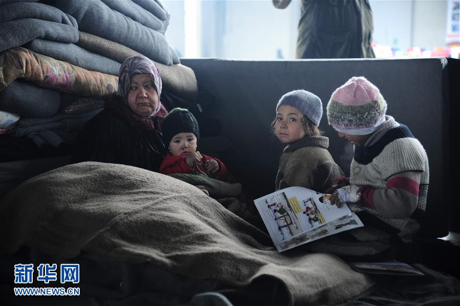 2016，孩子和這個(gè)世界：觸動(dòng)人心的瞬間（組圖）