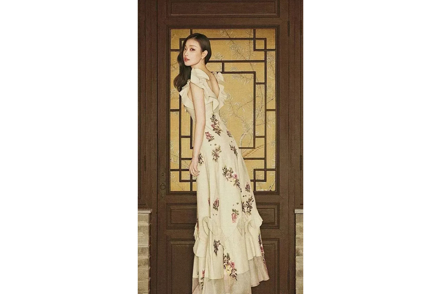 女星斗艷中國風(fēng)寫真 看看誰最美？（組圖）