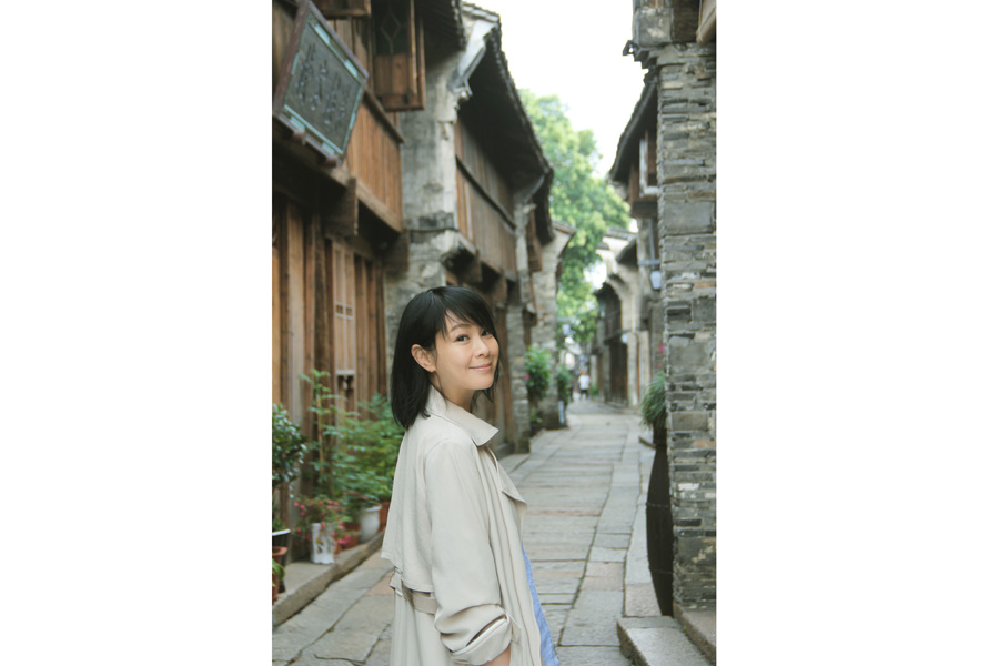劉若英再次為烏鎮(zhèn)代言：來(lái)過(guò)，便不曾離開(kāi)（組圖）