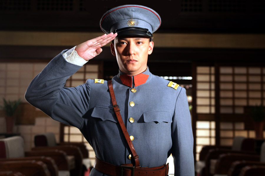制服誘惑：國內(nèi)演員誰穿軍裝最有范兒？（組圖）