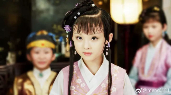 小戲骨版《紅樓夢》演技炸裂，眼角眉梢都是戲，哪個萌娃最得你心？